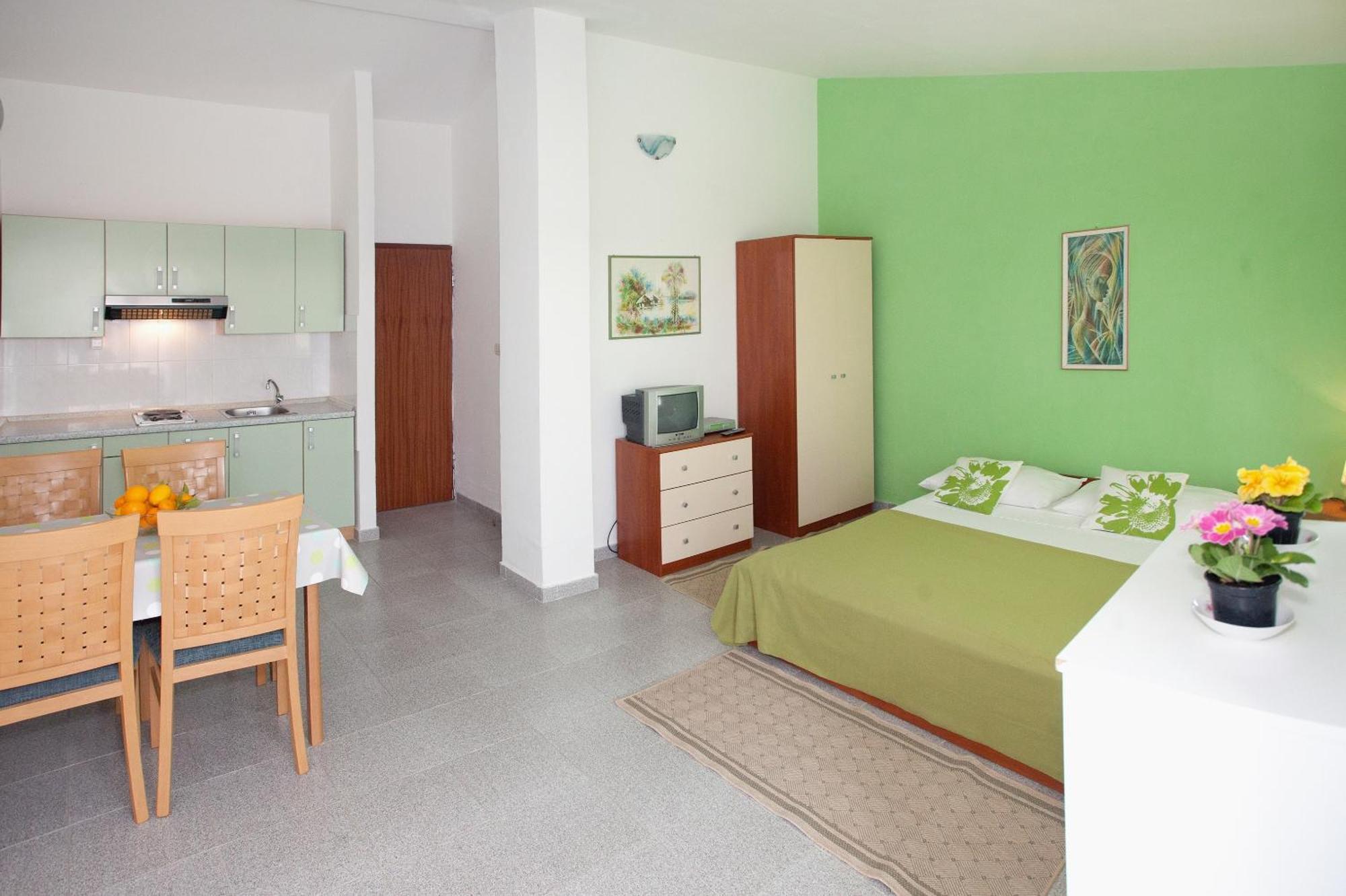 Apartments By The Sea Rastici, Ciovo - 2104 Trogir Quarto foto