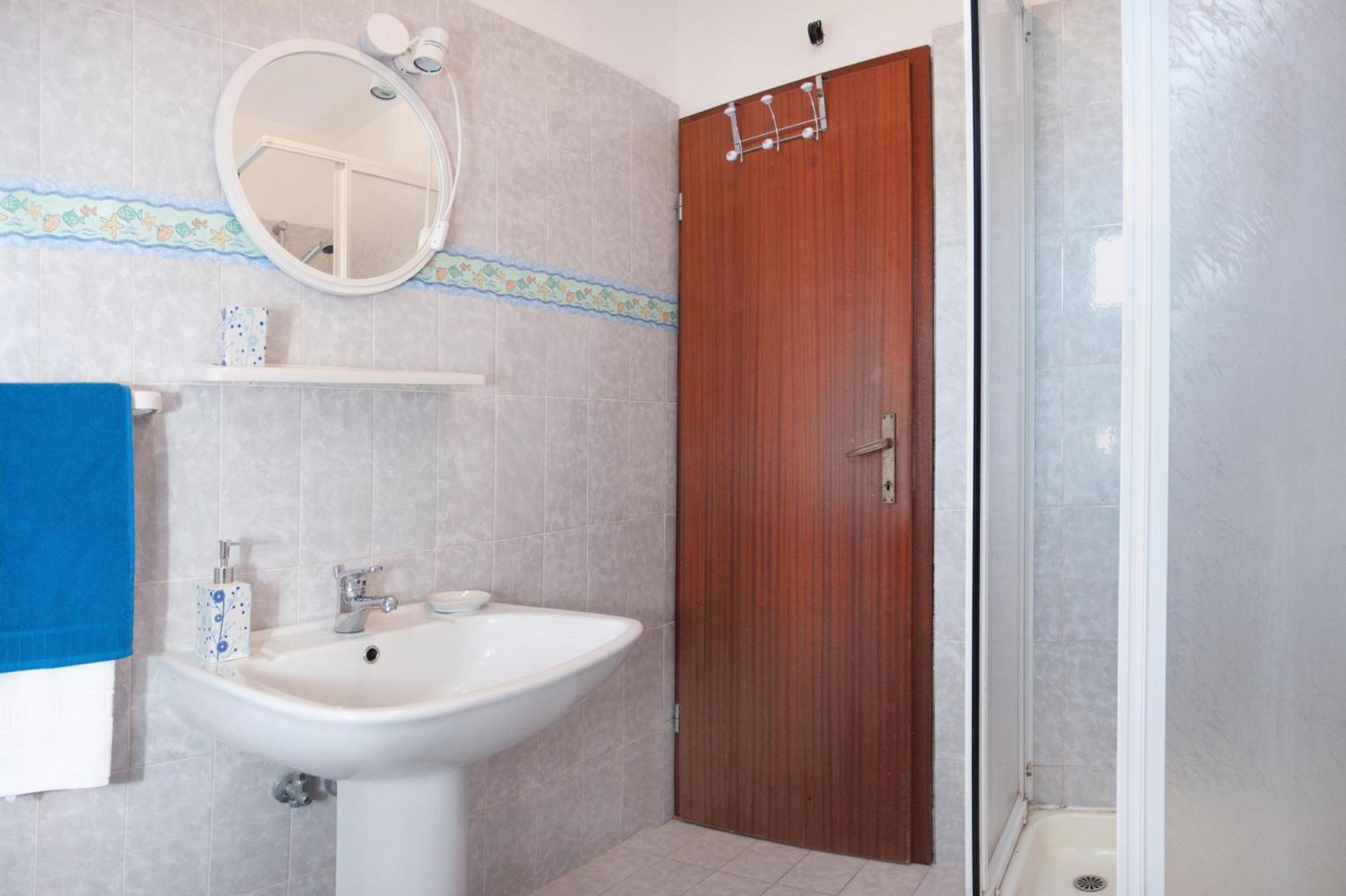 Apartments By The Sea Rastici, Ciovo - 2104 Trogir Quarto foto